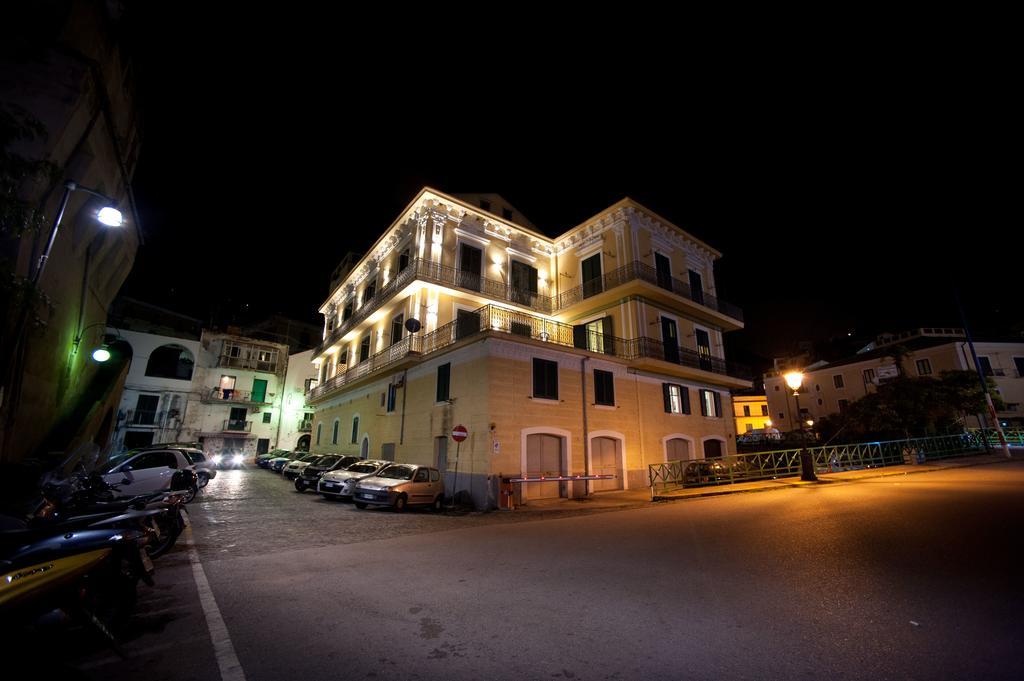 Palazzo Della Monica Apartment Vietri sul Mare Exterior photo